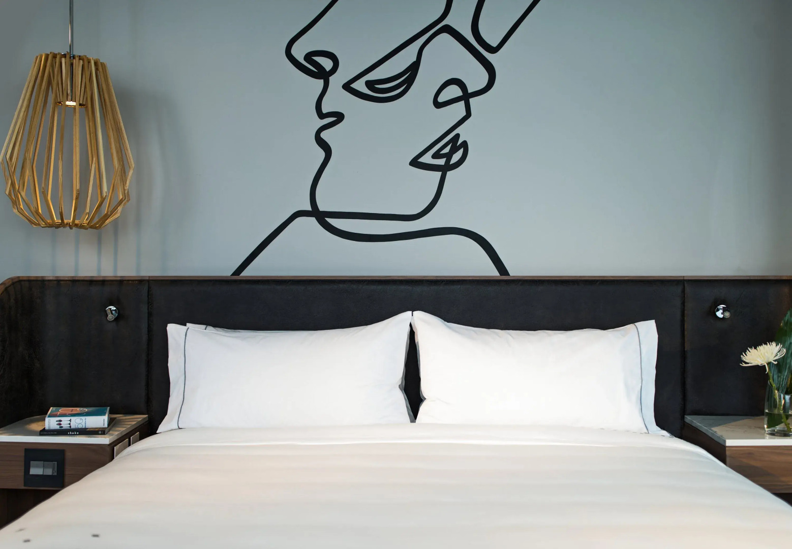 Renaissance Montreal Downtown Hotel