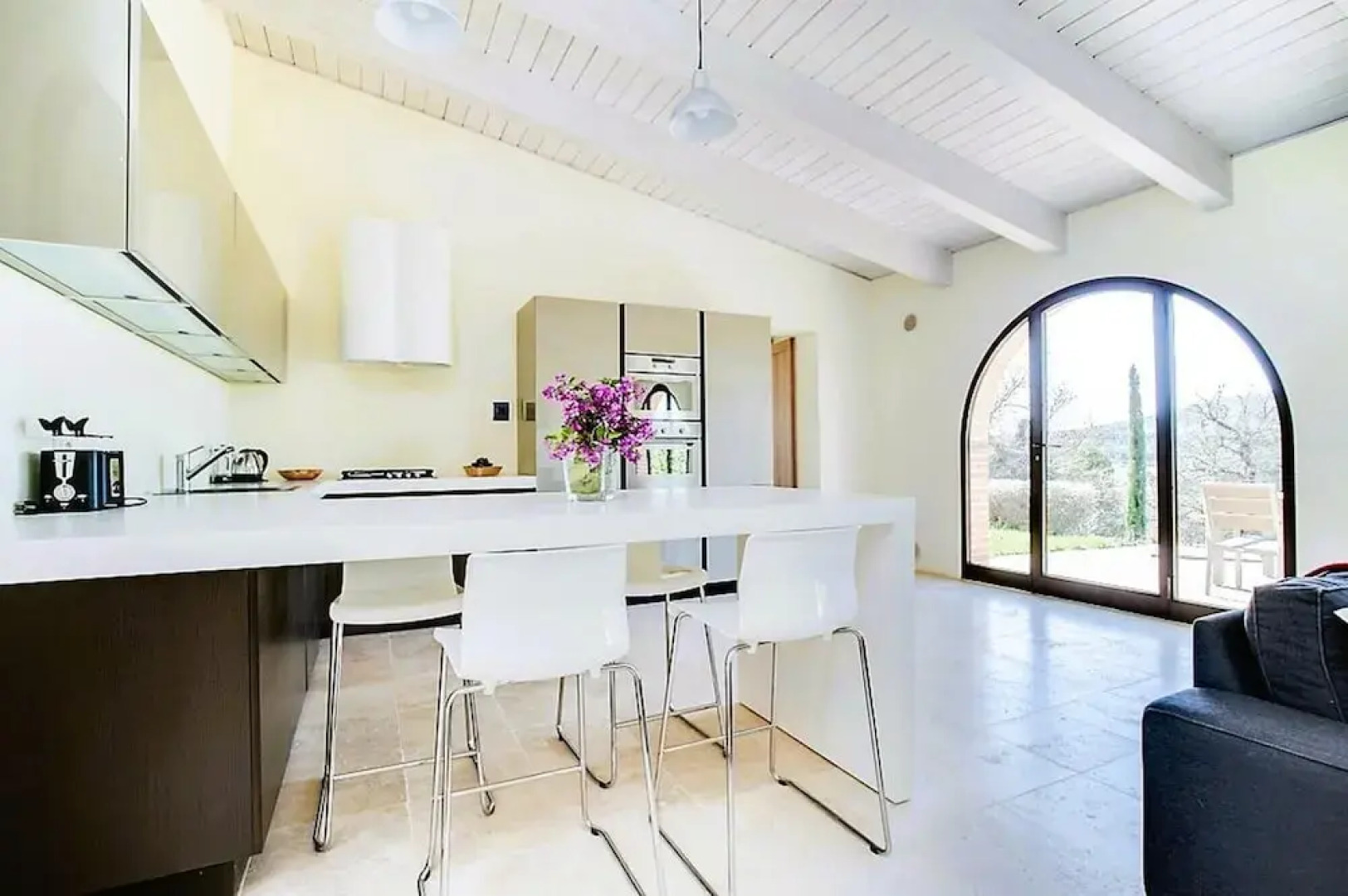 Luxury 2 Rooms Apt Basil in Siena Resort