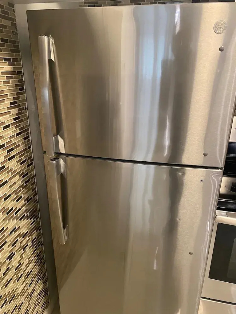 Modern 3 BR Home - Family Friendly