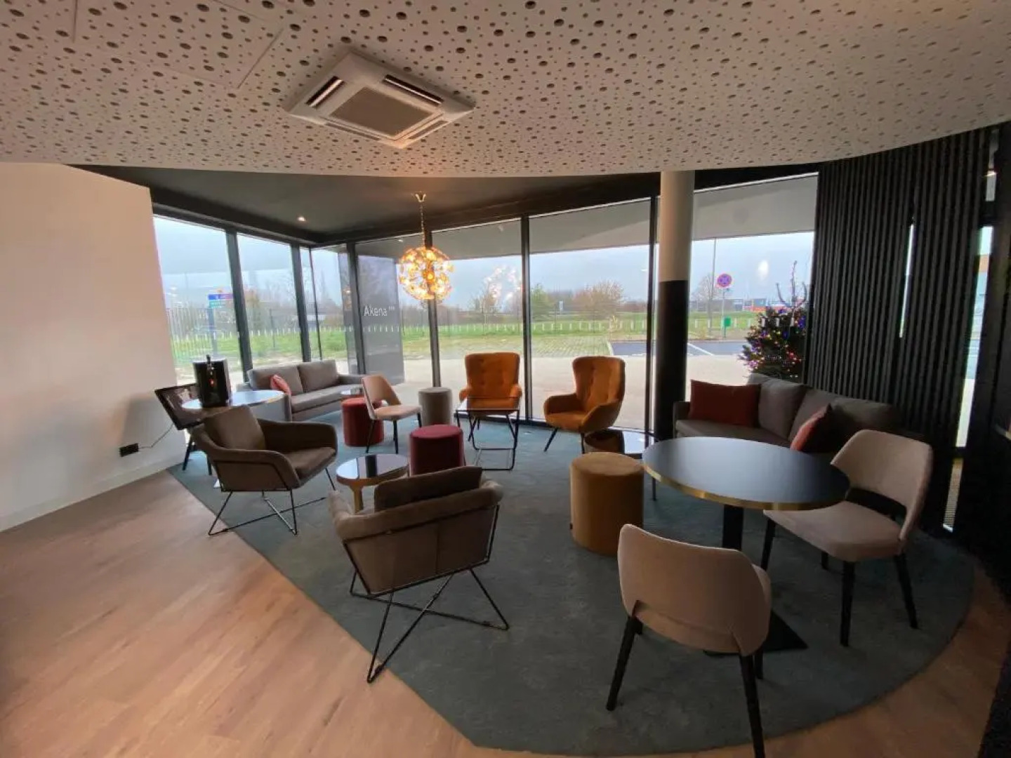 Hotel Akena Troyes - La Chapelle St-Luc