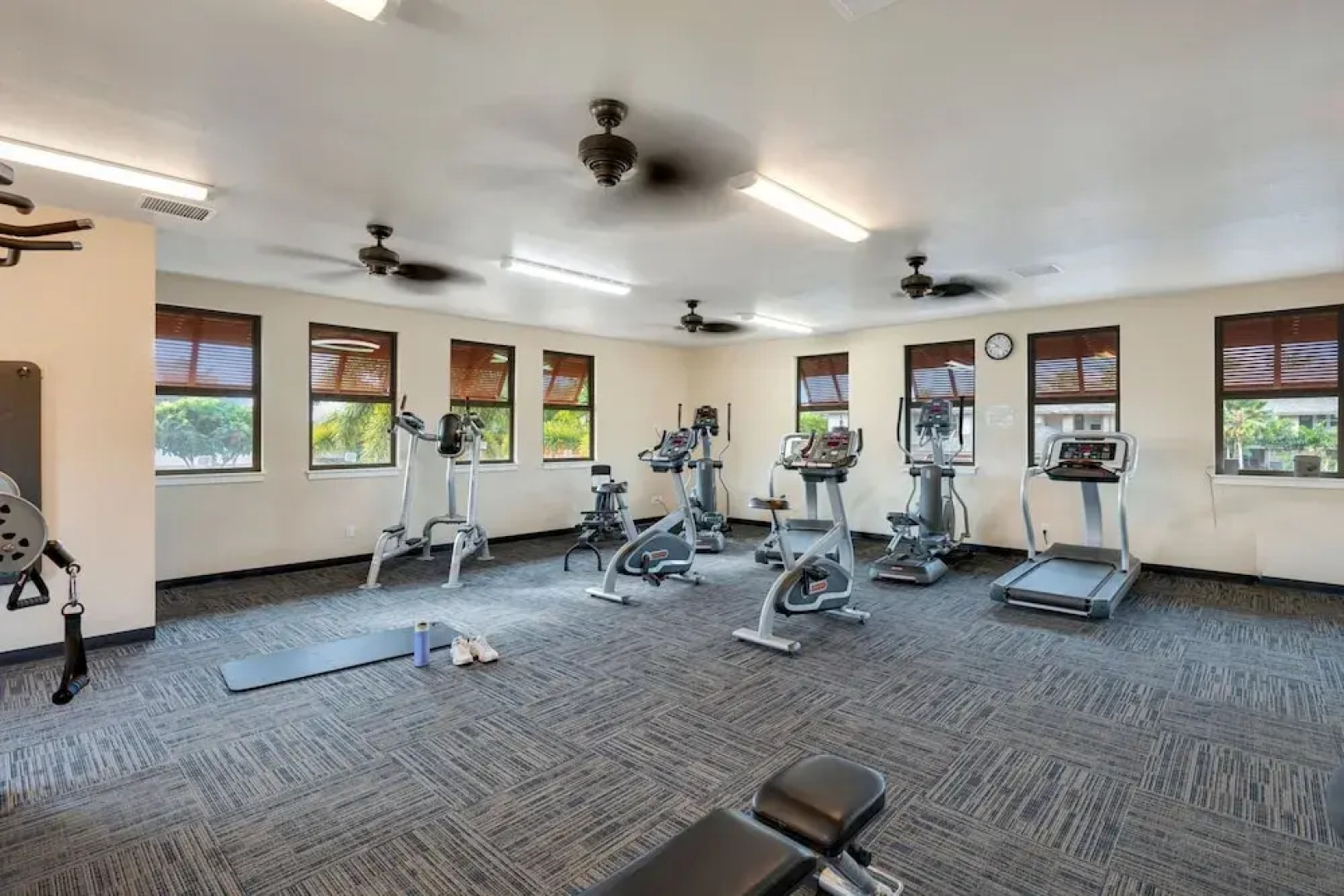 Pili Mai 5d 3 Bedroom Condo by RedAwning