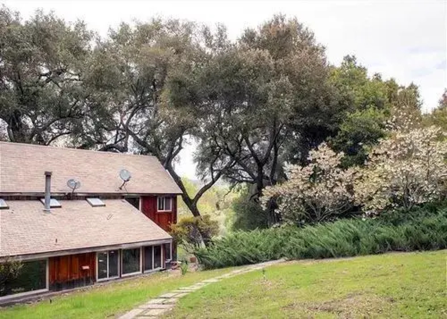 Casa PinoStella 2 Br Home by RedAwning