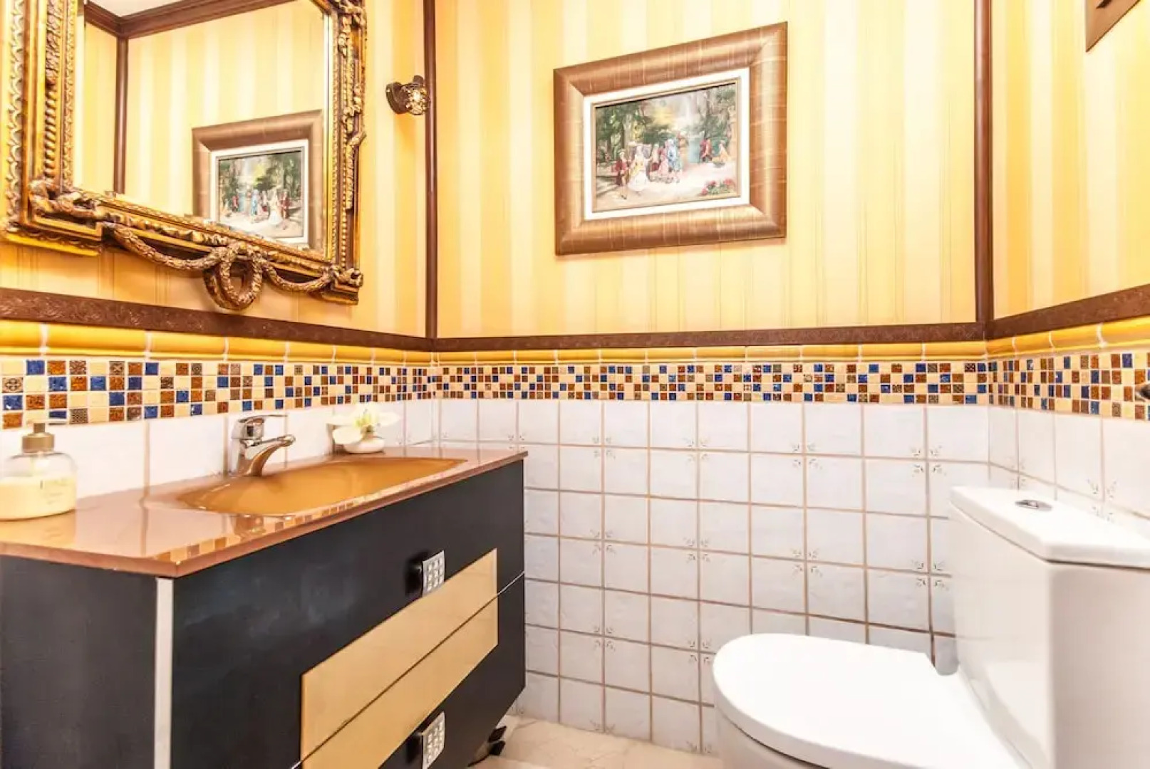 Cubo's Villa Dos Reyes