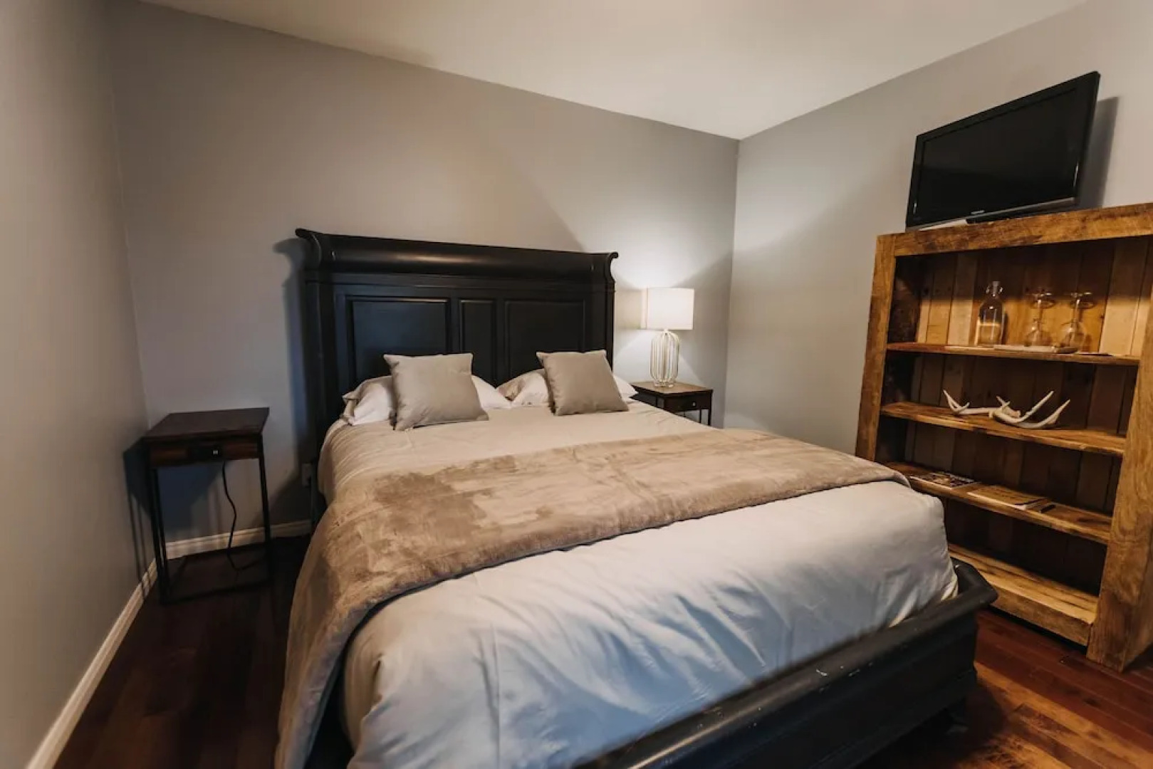 Iron Kettle Bed and Breakfast