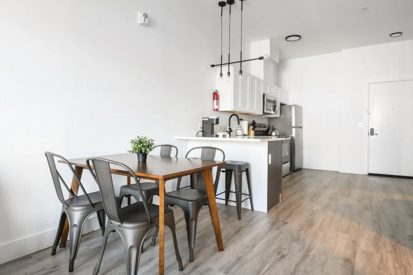 Luxury 1BR 30 Mins to Manhattan Evonify