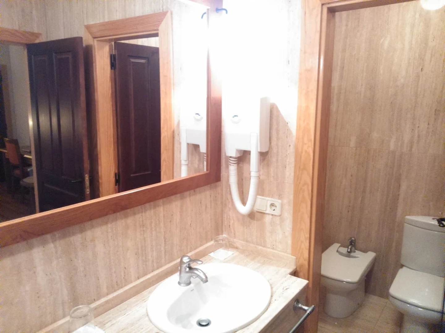 Hospedería del Santuario de la Peña de Francia