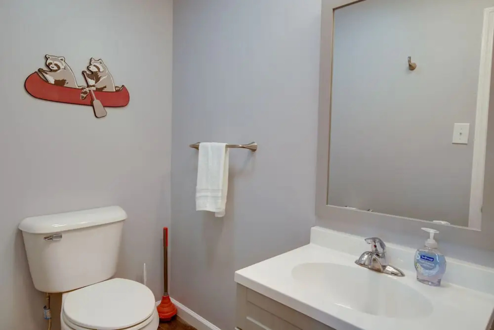 Dandridge Vacation Rental w/ Fishing Pier & Grill!