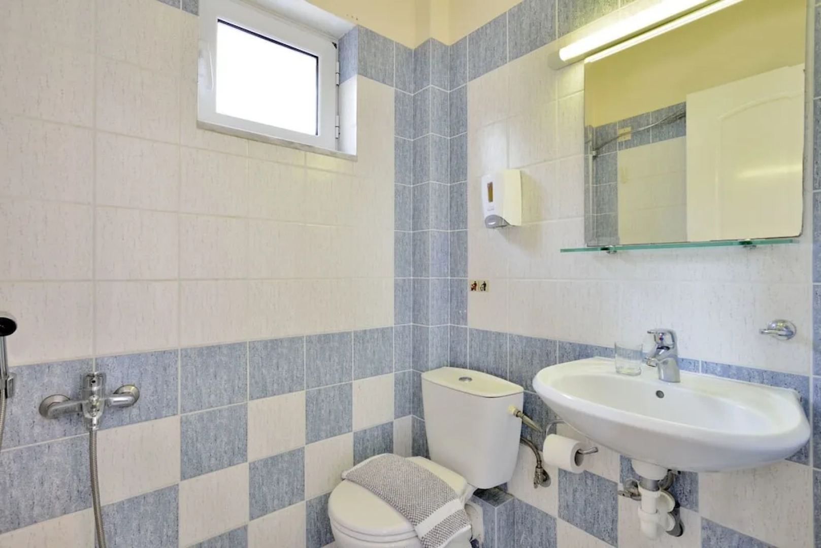 Katerina Rooms Agioi Apostoloi