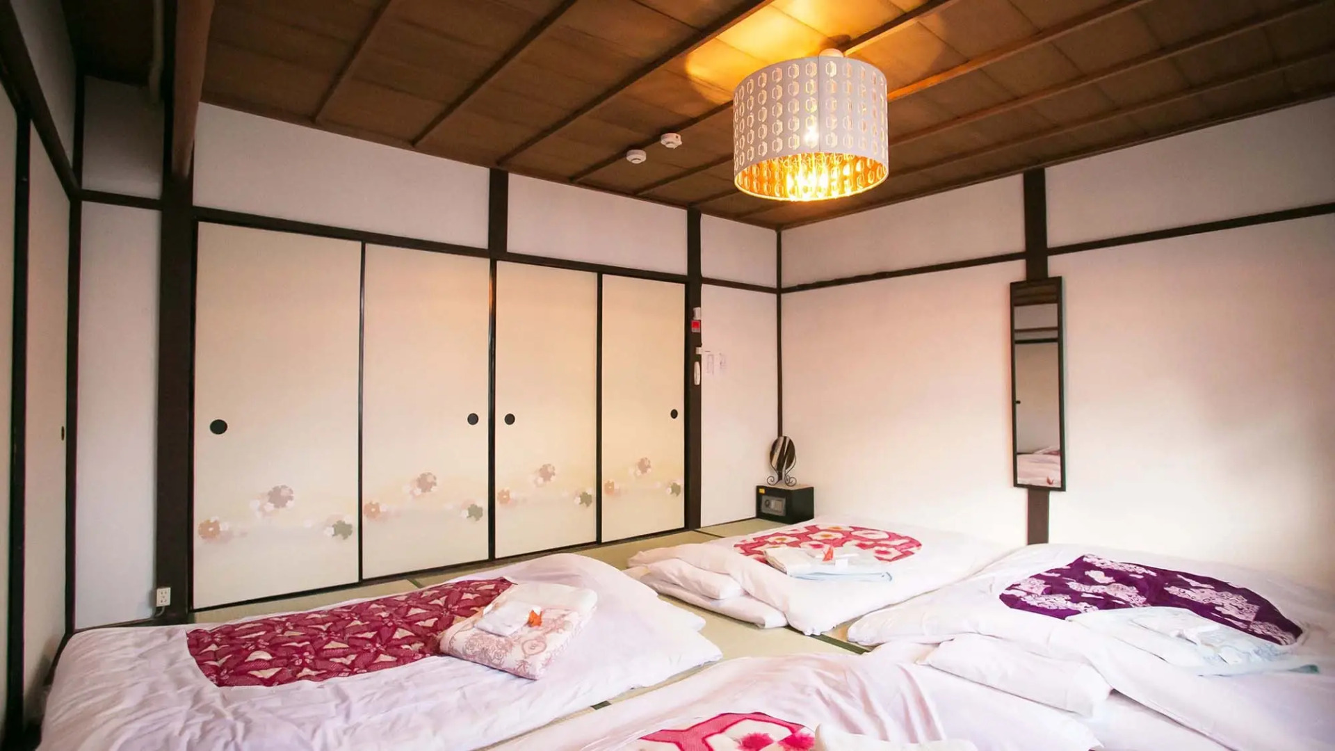 Guesthouse Hana Nishijin