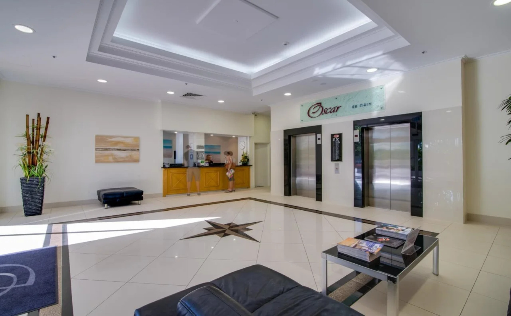 Oscar on Main Resort