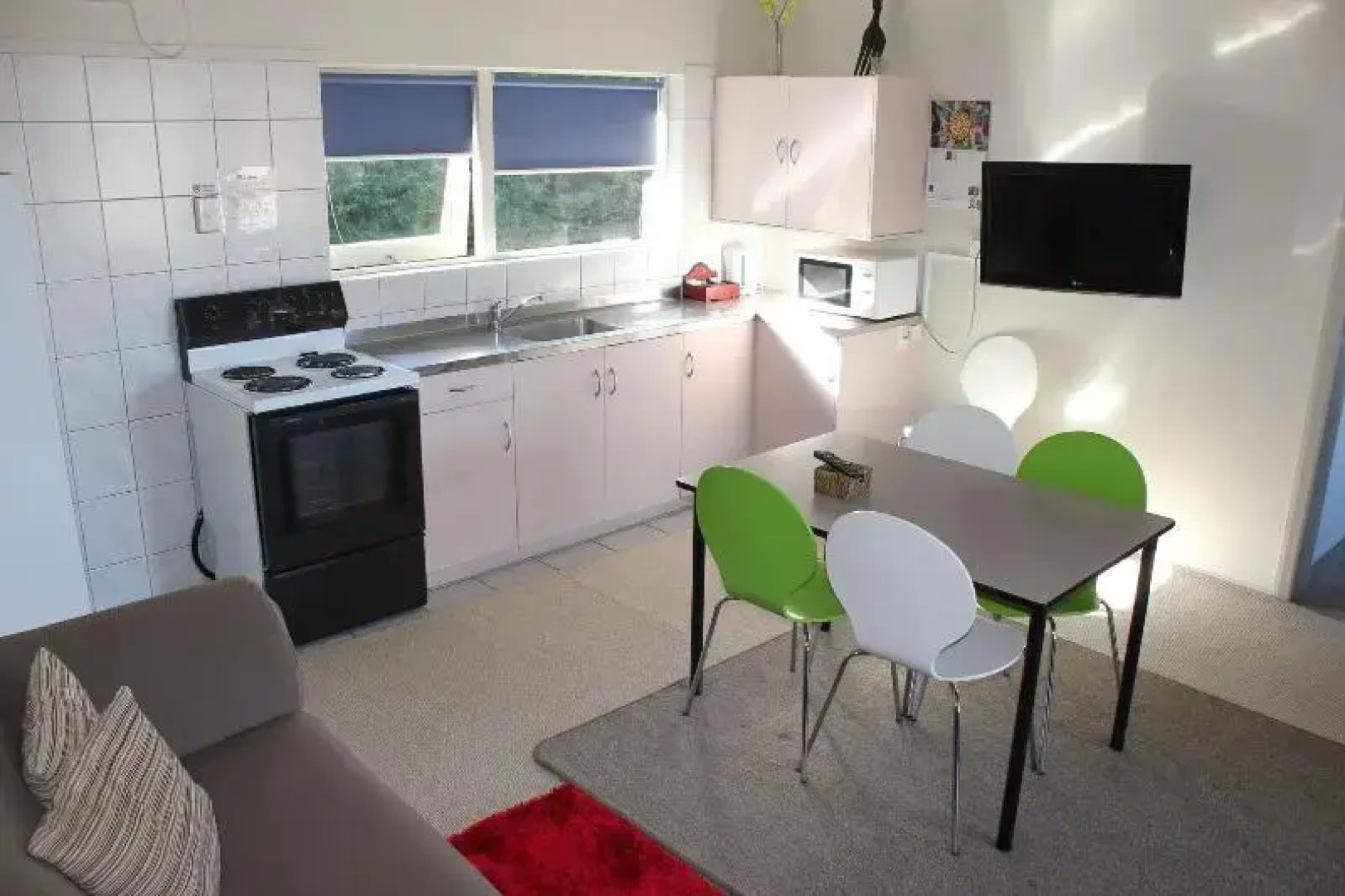 Waiteti Lakefront Motel