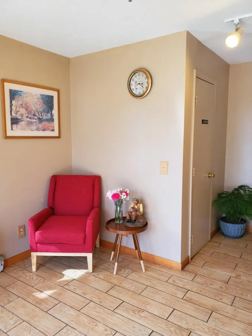 Budget Host Sheridan