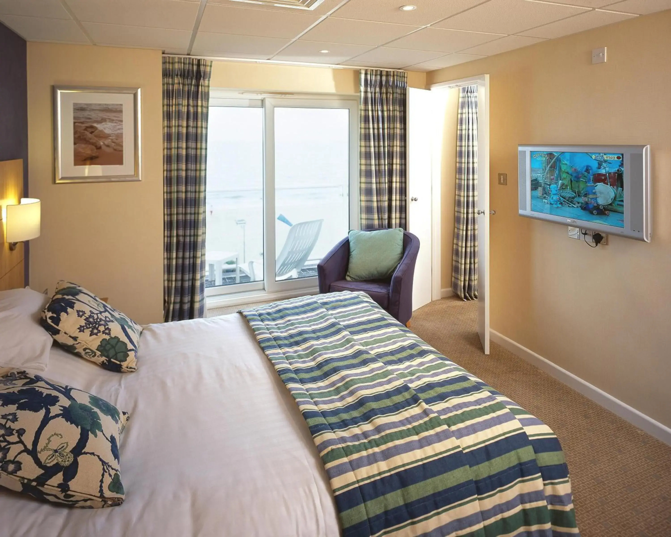 Sandbanks Hotel