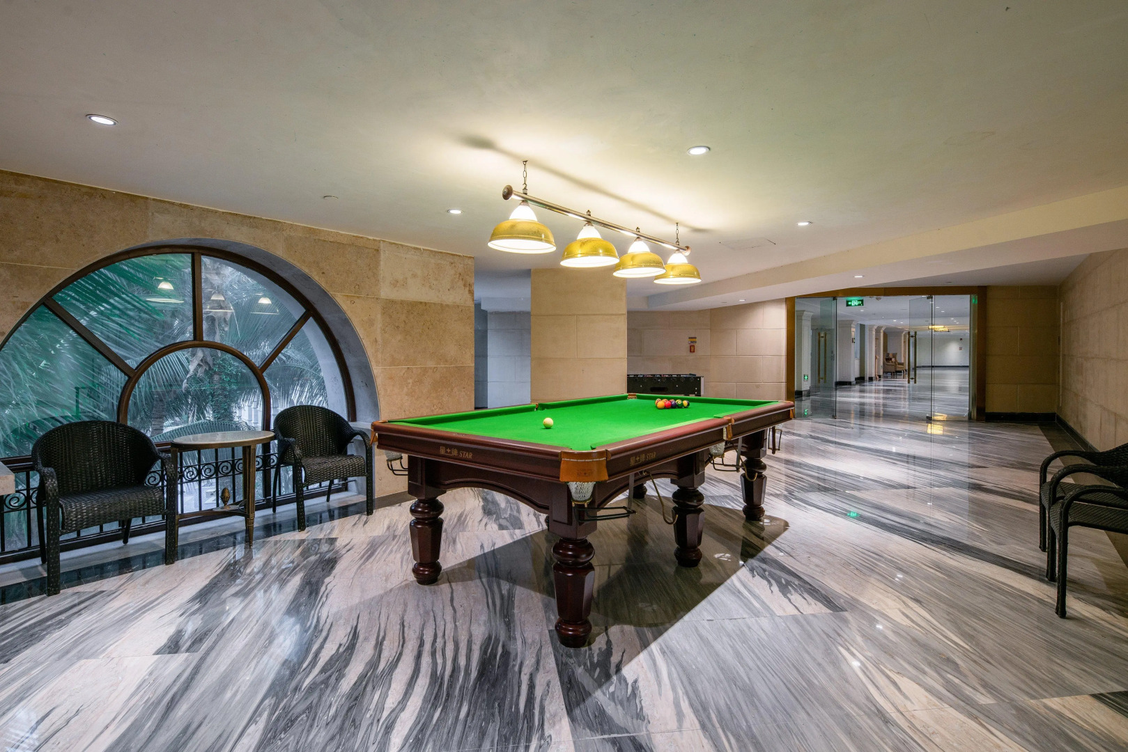 Отель Crowne Plaza Resort Sanya Bay