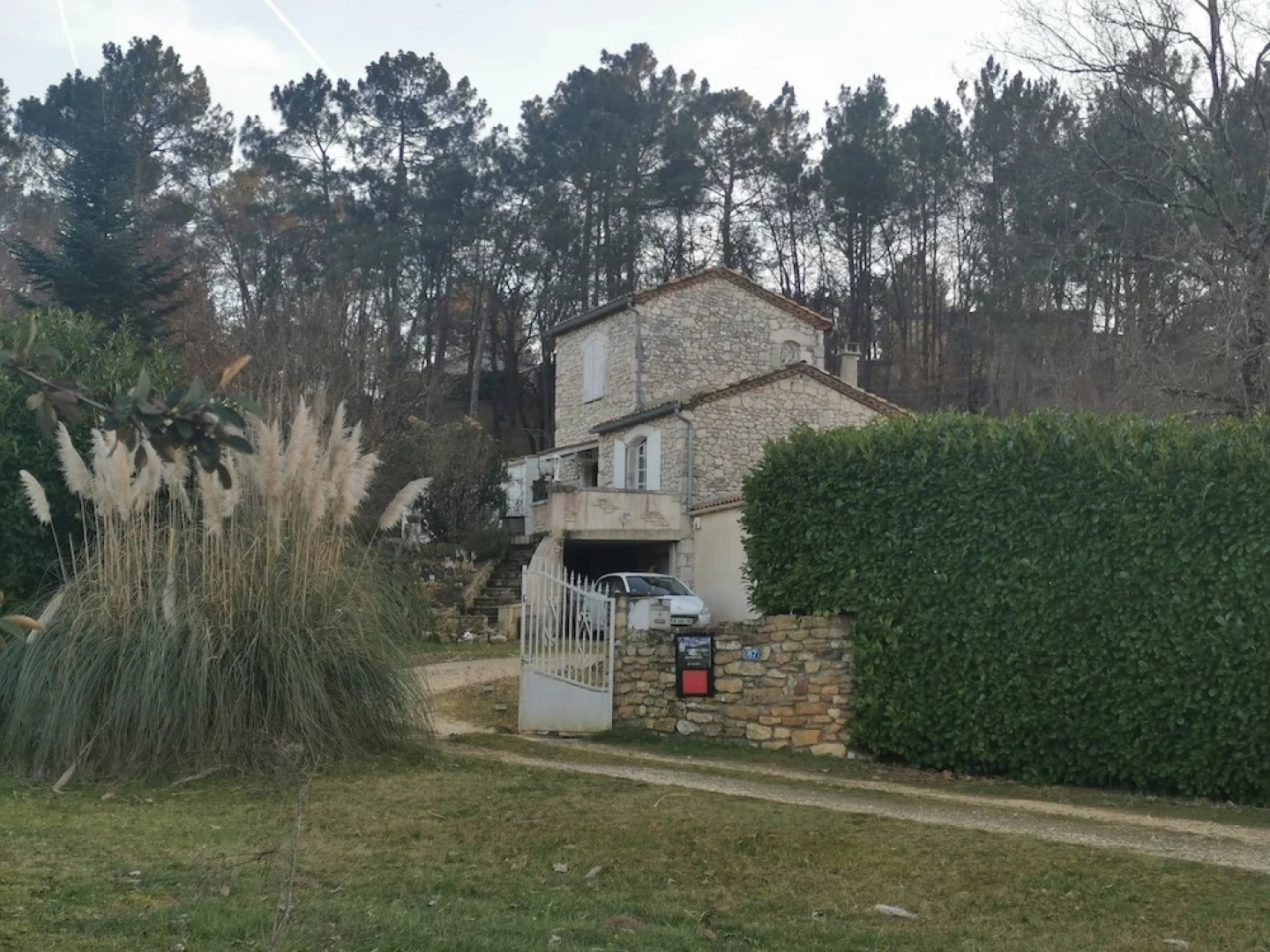 Domaine des 3 Cyprès Chez Nath & Pat