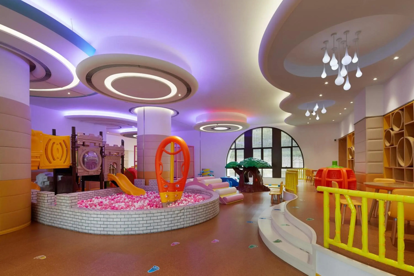 Yin Run Jin Jiang Castle Hotel