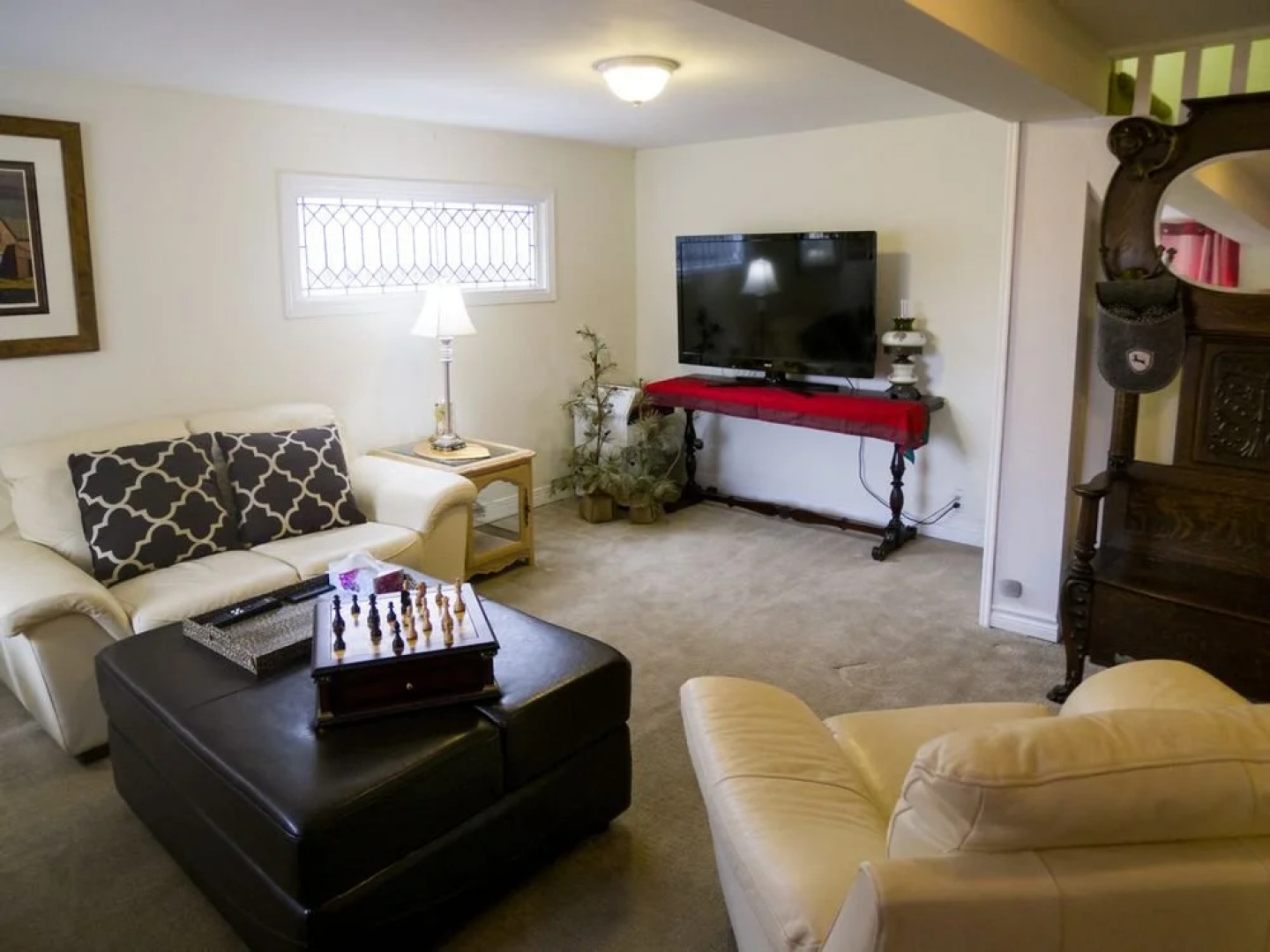 Jordan Village Guest Manor B&B