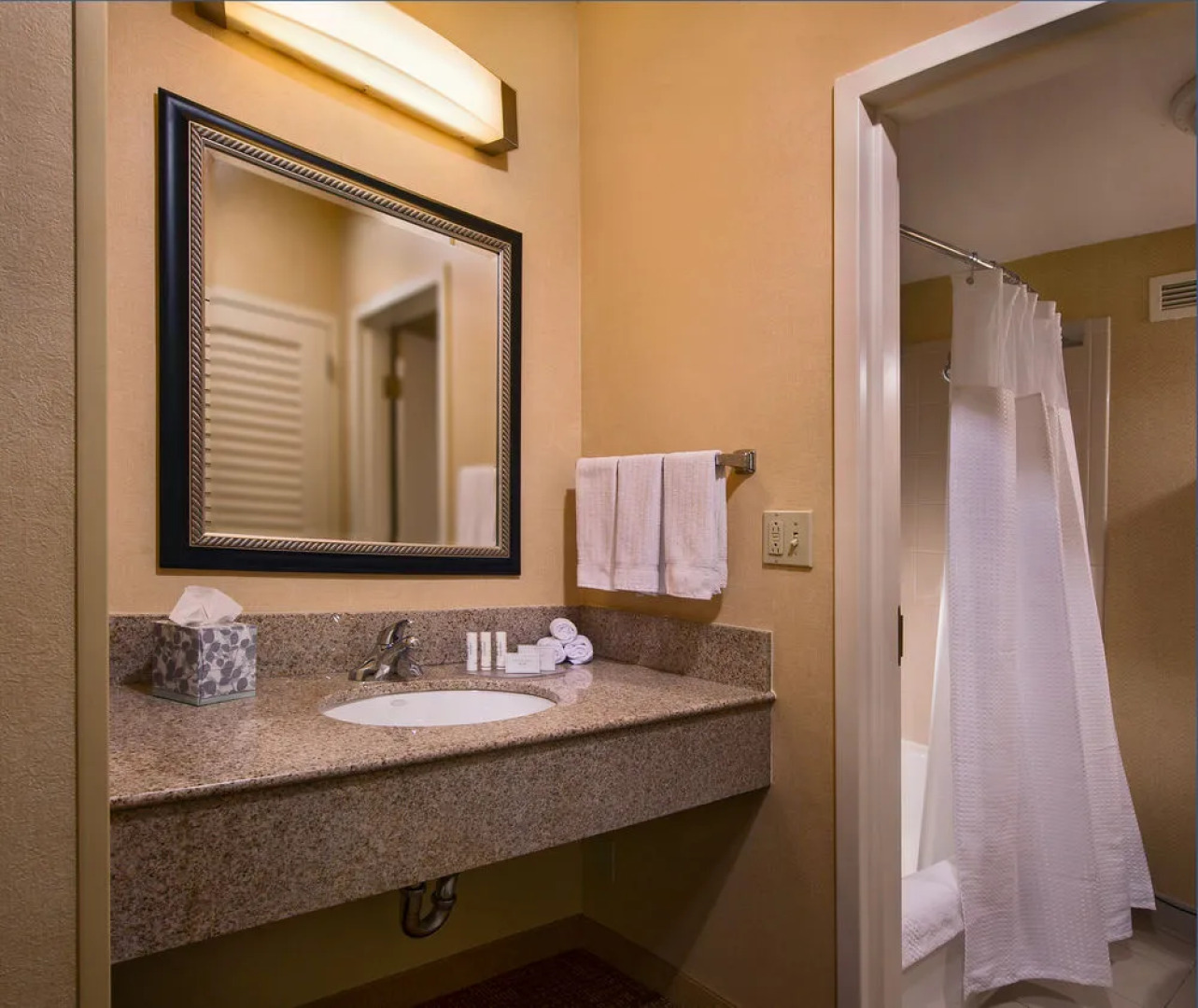 Courtyard Baltimore Hunt Valley