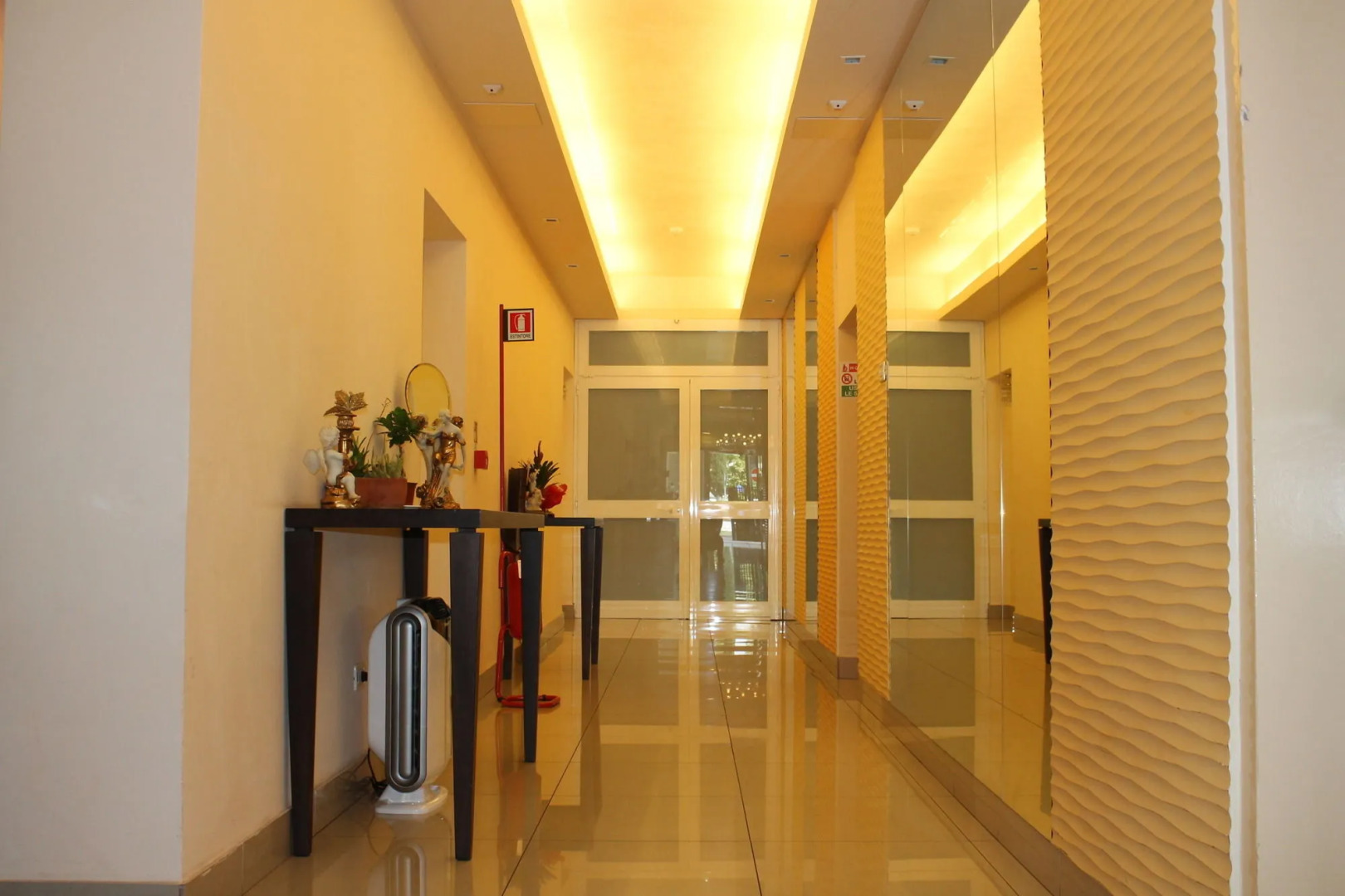 Hotel Laguna Residence