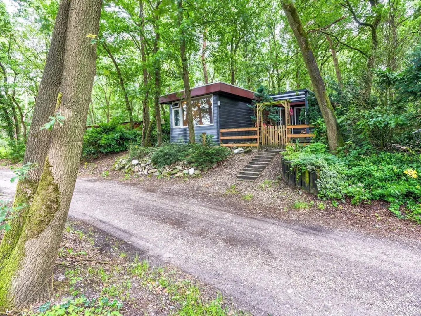 Quaint Bungalow in Uden With Fenced Garden, Sauna, Terrace