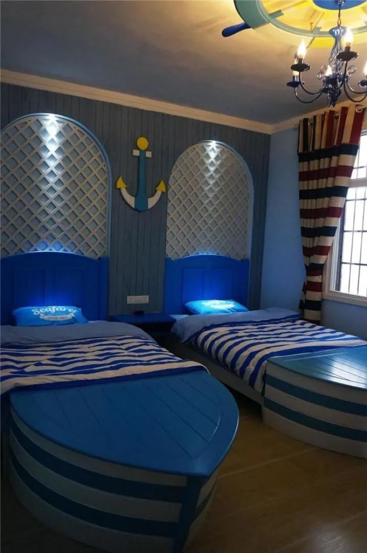 Fenghuang Encounter Time Inn