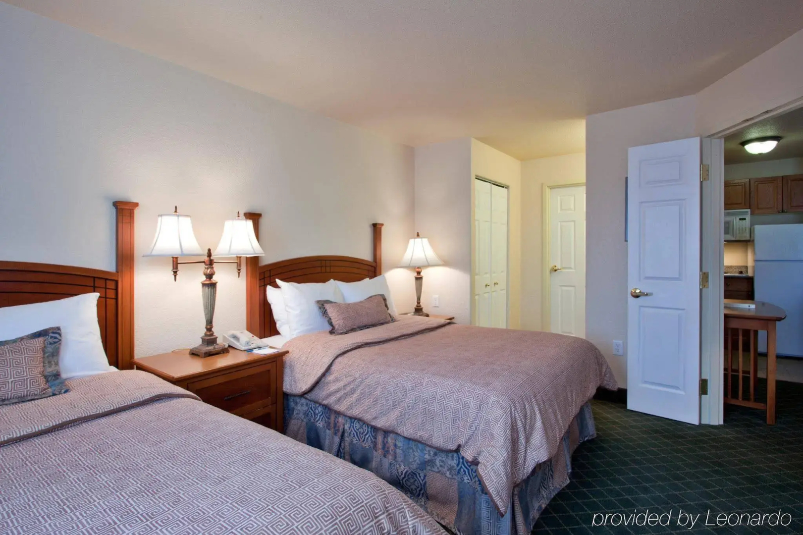 Staybridge Suites Calgary Airport by IHG