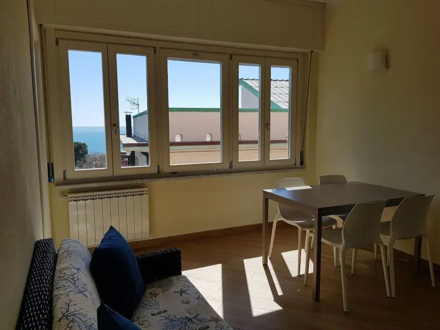 Stunning seaview apartment