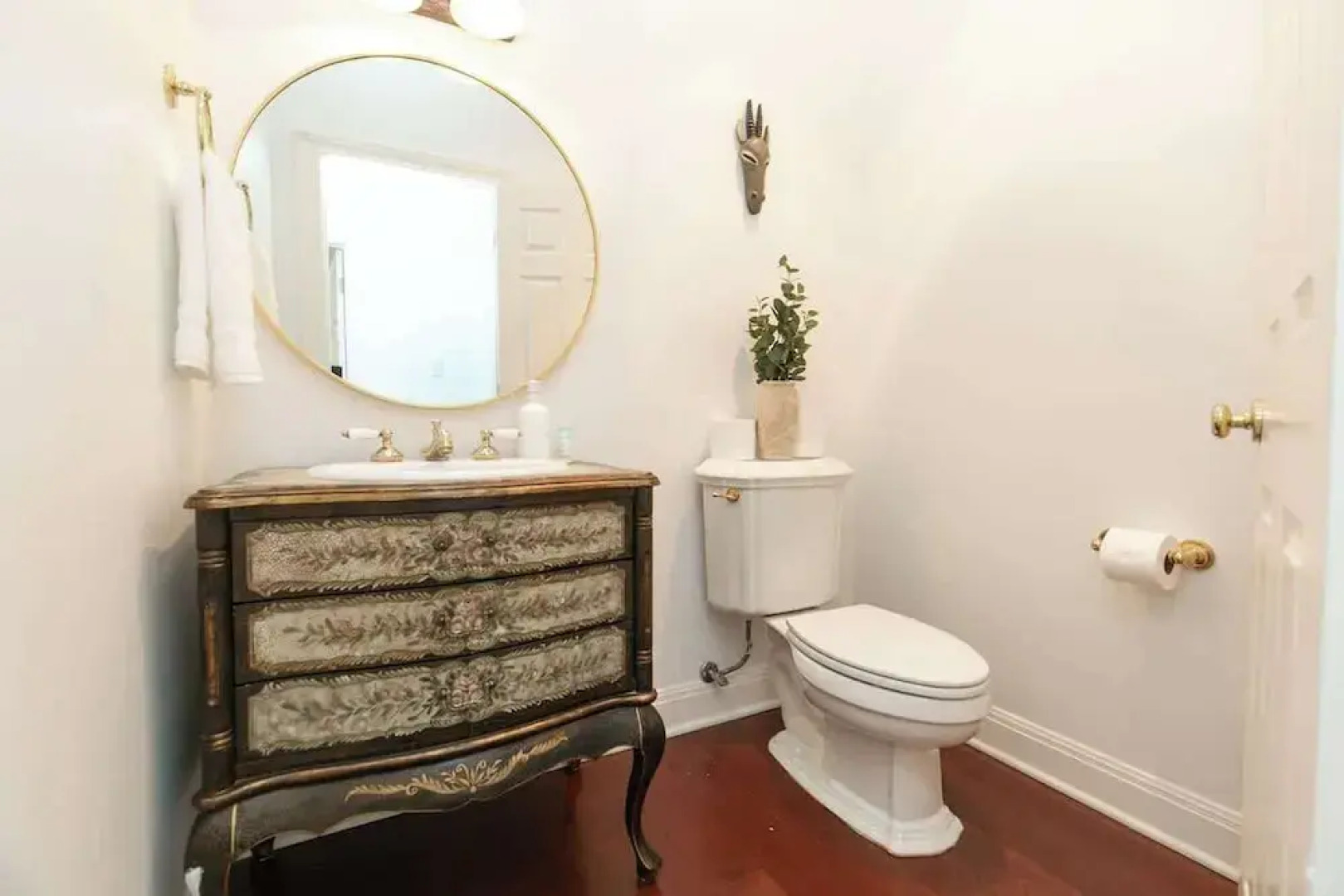 Spicewood Lodge W/pool, Hottub