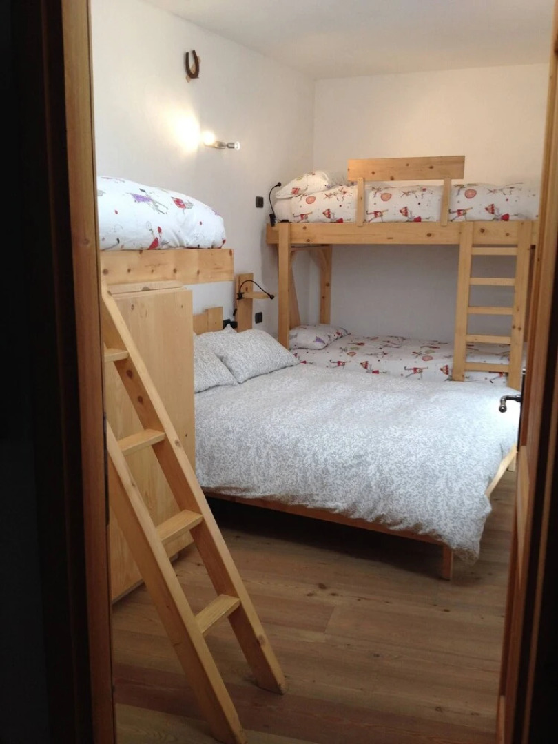 Baita In Pietra Chiesa Valmalenco - A Piedi Alla Funivia Alpe Palu