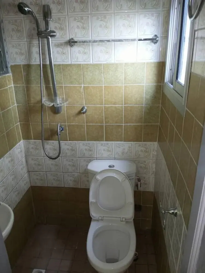 Remarkable 1 Bedroom Flat in Bonaberie Ancienne
