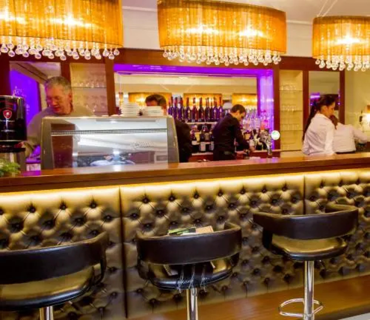 Simbad Hotel & Bar