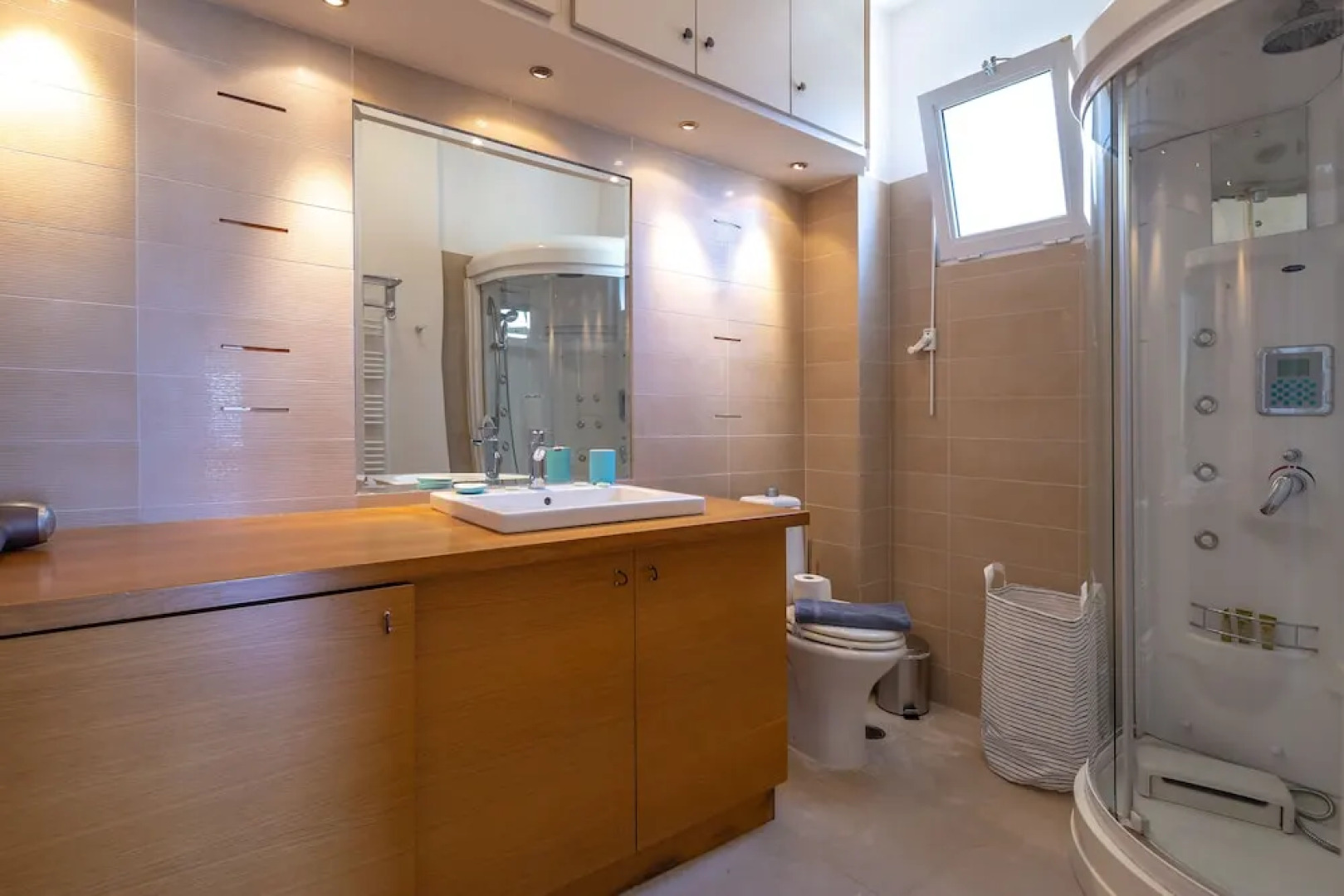 Rhea - Glyfada Sea View Apartment