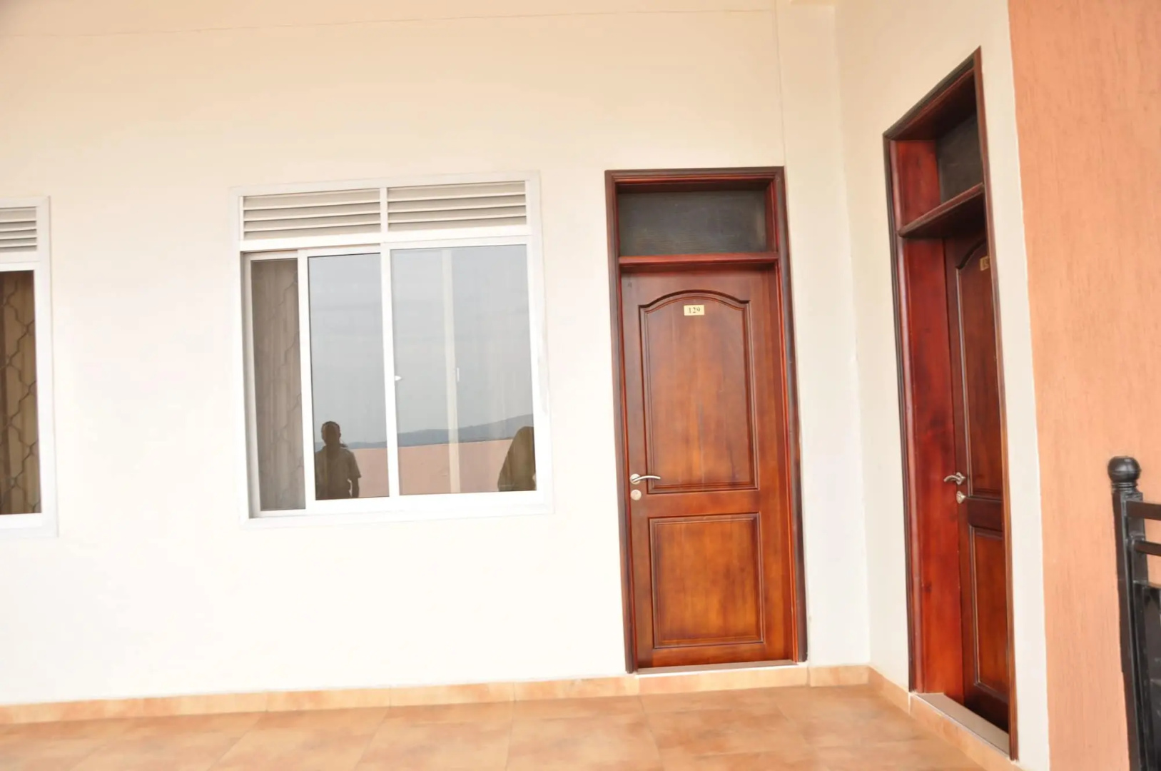 Easy View Hotel