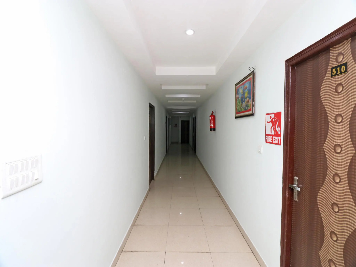 OYO Flagship 18847 Hotel Space Paradise Inn