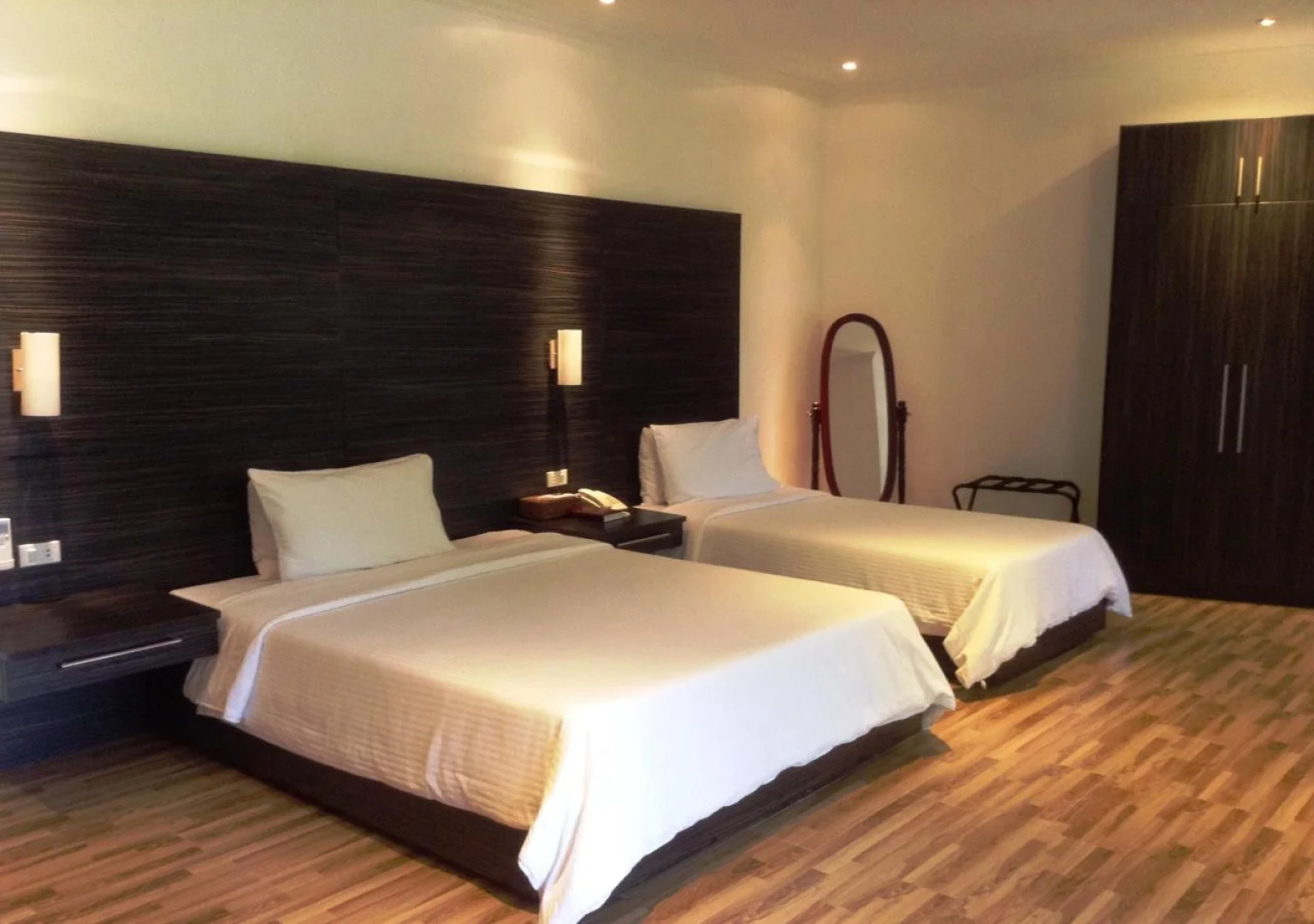 Bellagio Hills Hotel and Restaurant