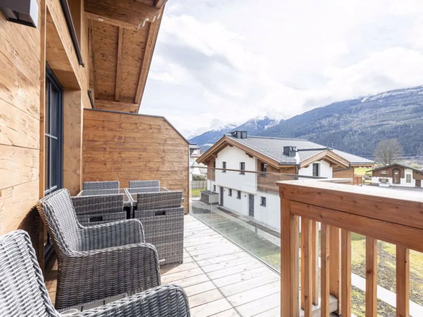 Superior Ferienhaus für 8 P mit Sauna