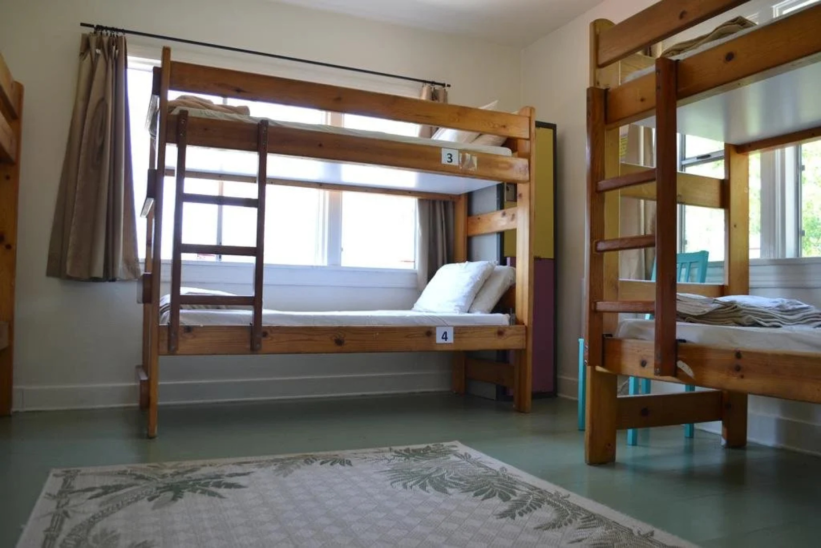 HI - Los Angeles Fullerton Hostel