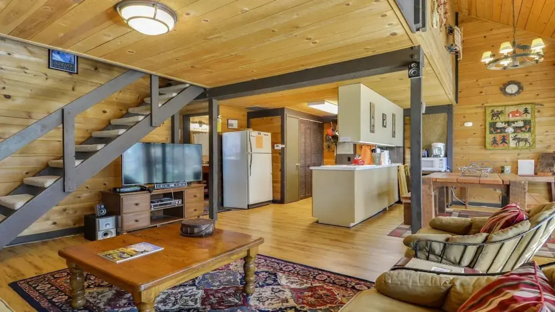Cluster Cabin 26