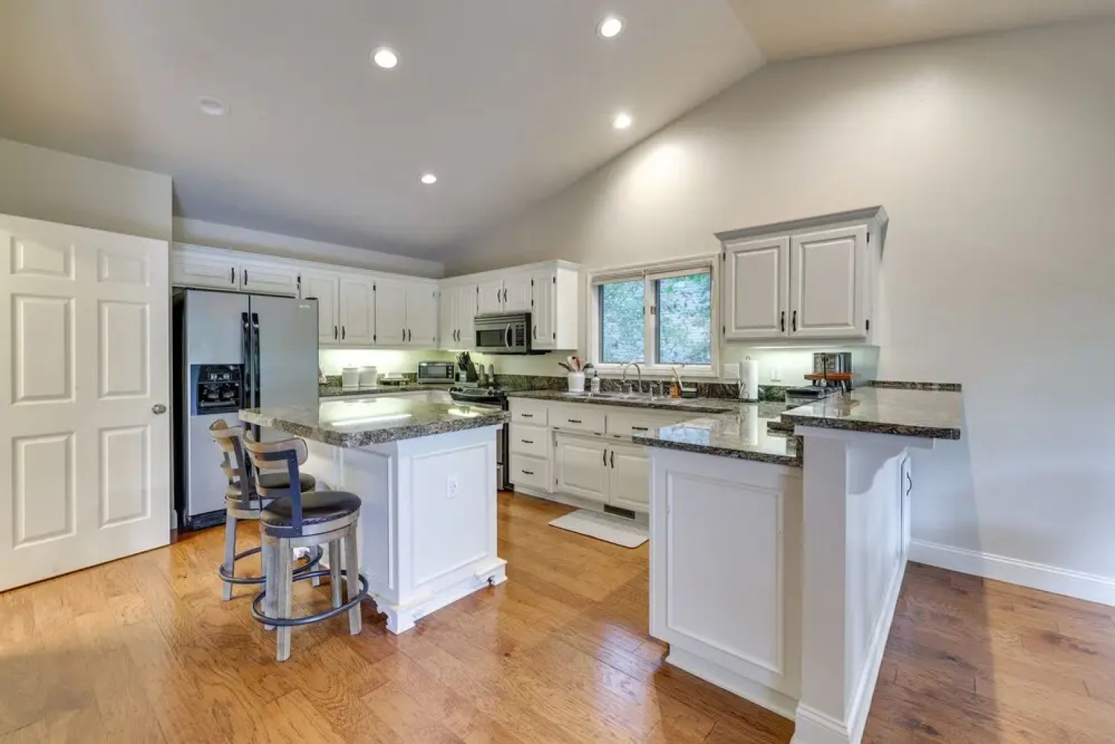 Bella Vista Vacation Rental: Access to Loch Lomond