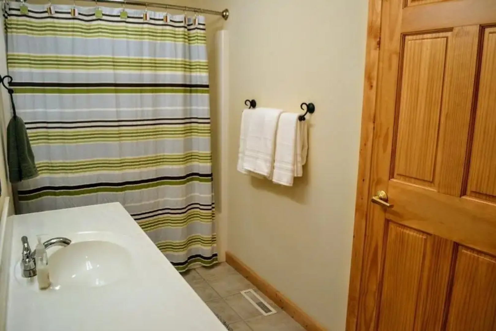 Minocqua Lake - A1 2 Bedroom Condo