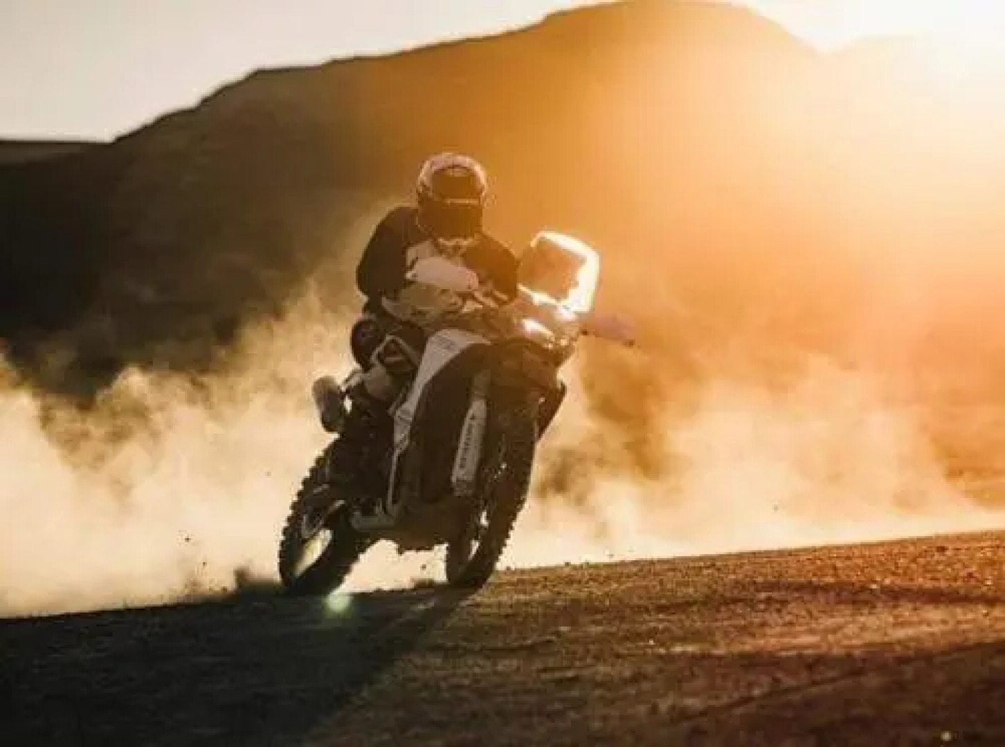 Hotel Cueva Tardienta Monegros - Adults Only