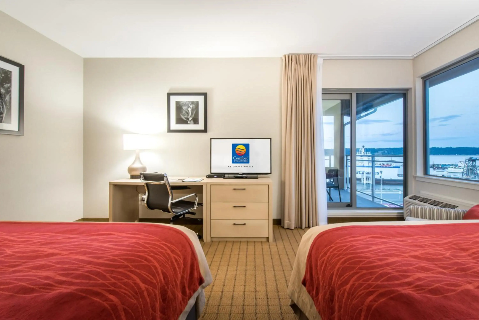 Comfort Inn & Suites