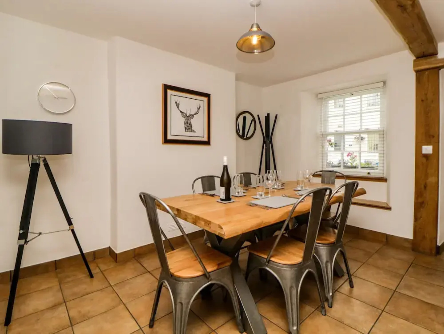 The Yellow House, 13 King Street