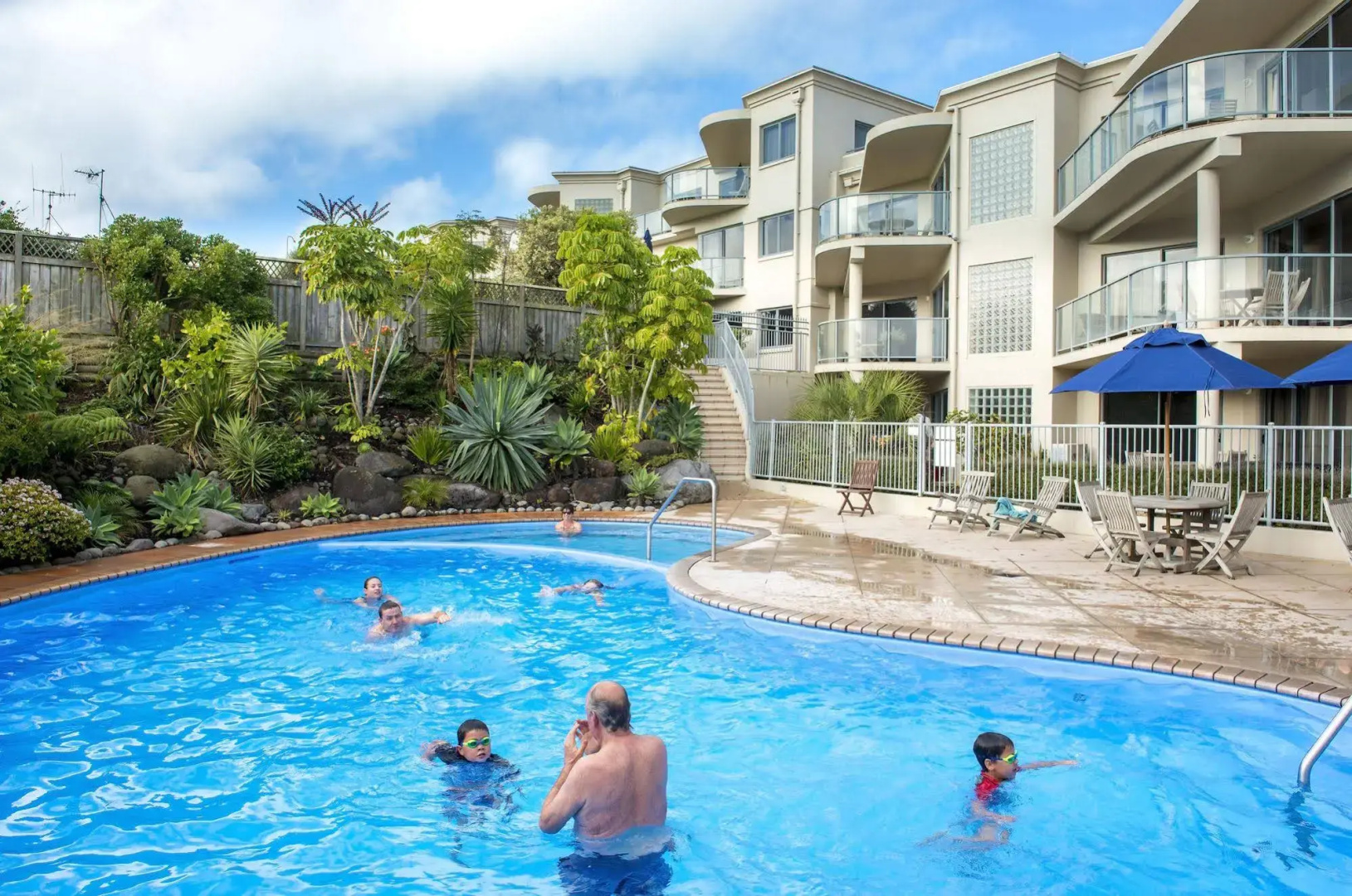 The Reef Beachfront Apartments