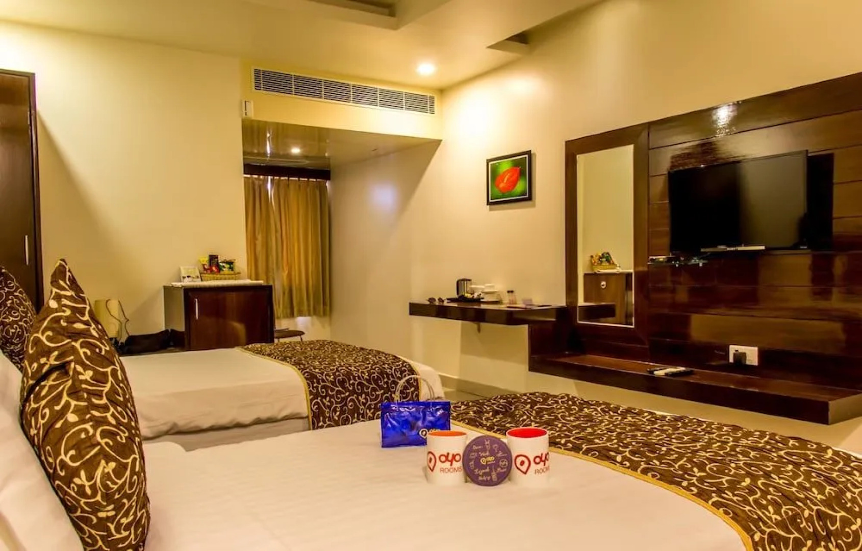 OYO 1302 Hotel Green Apple