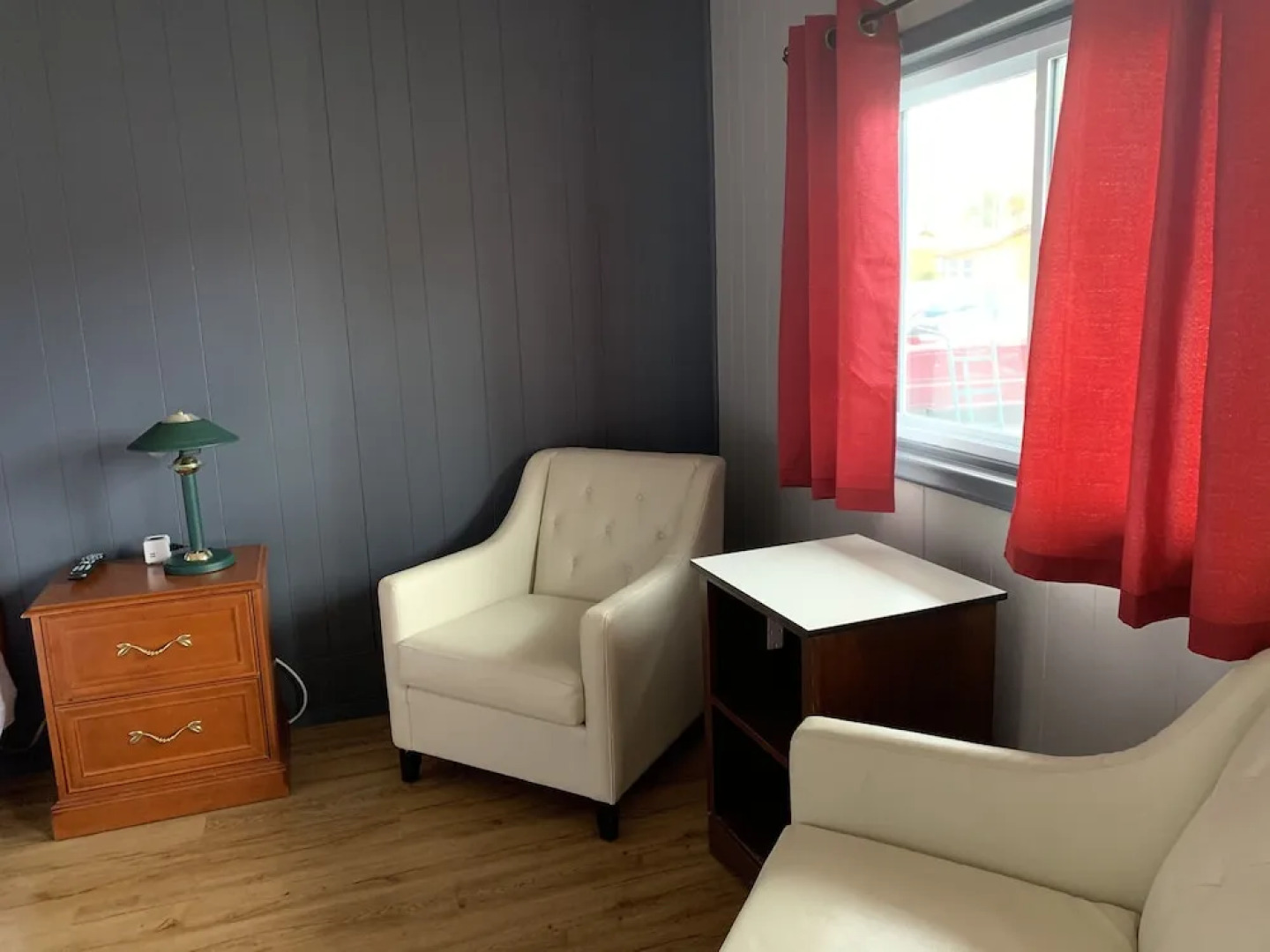 Glen Garry Motel and Cottages