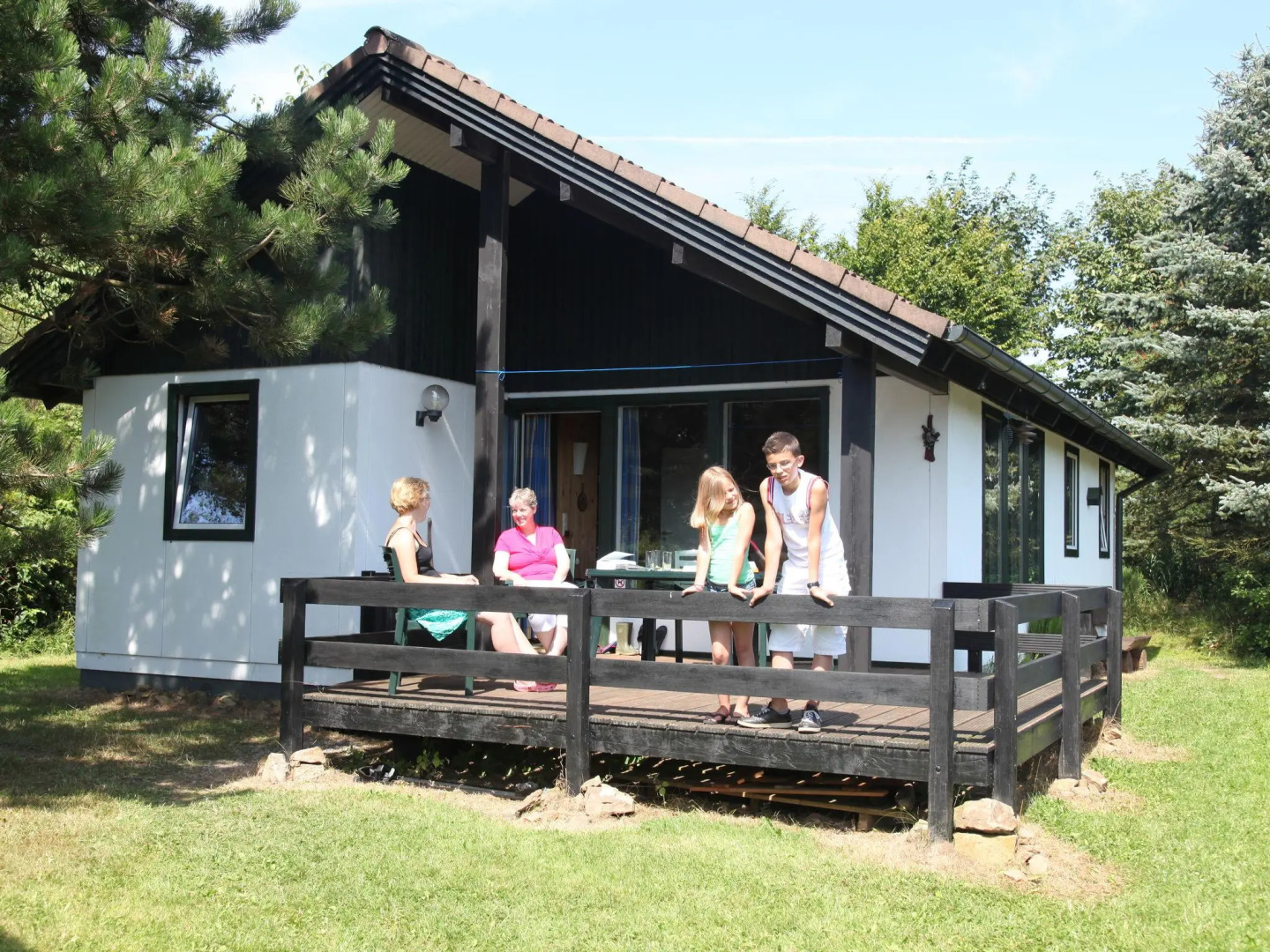 Detached bungalow in Naturpark Nordeifel near a reservoir