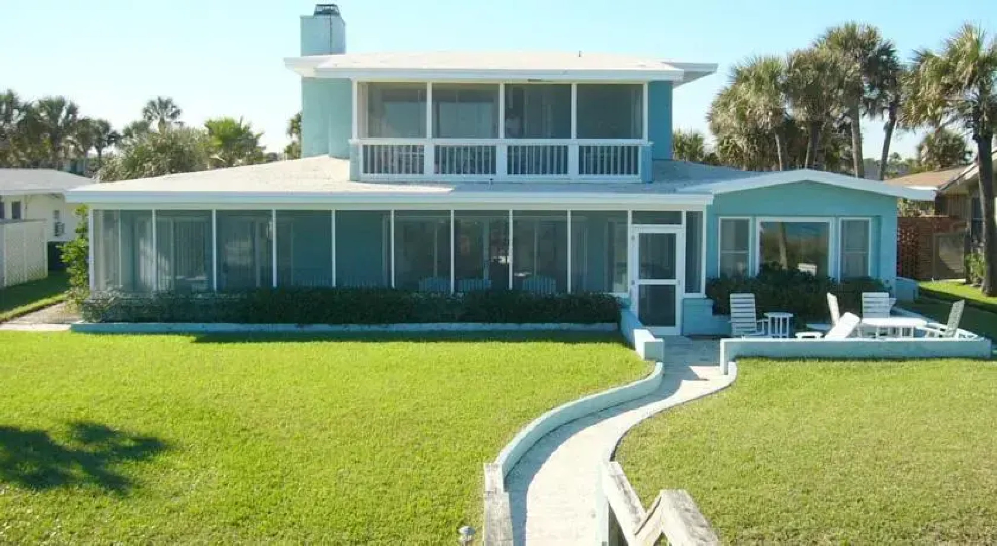 Island Life Beach House by Vacation Rental Pros