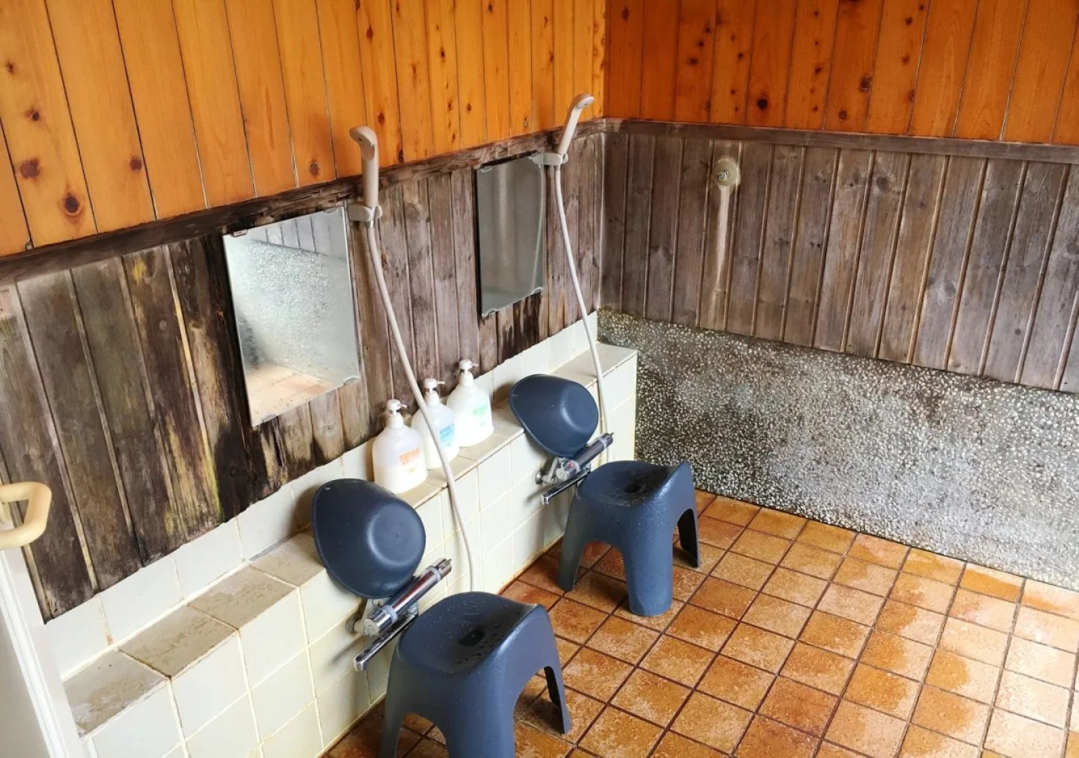 Cafe & inn That Sounds Good