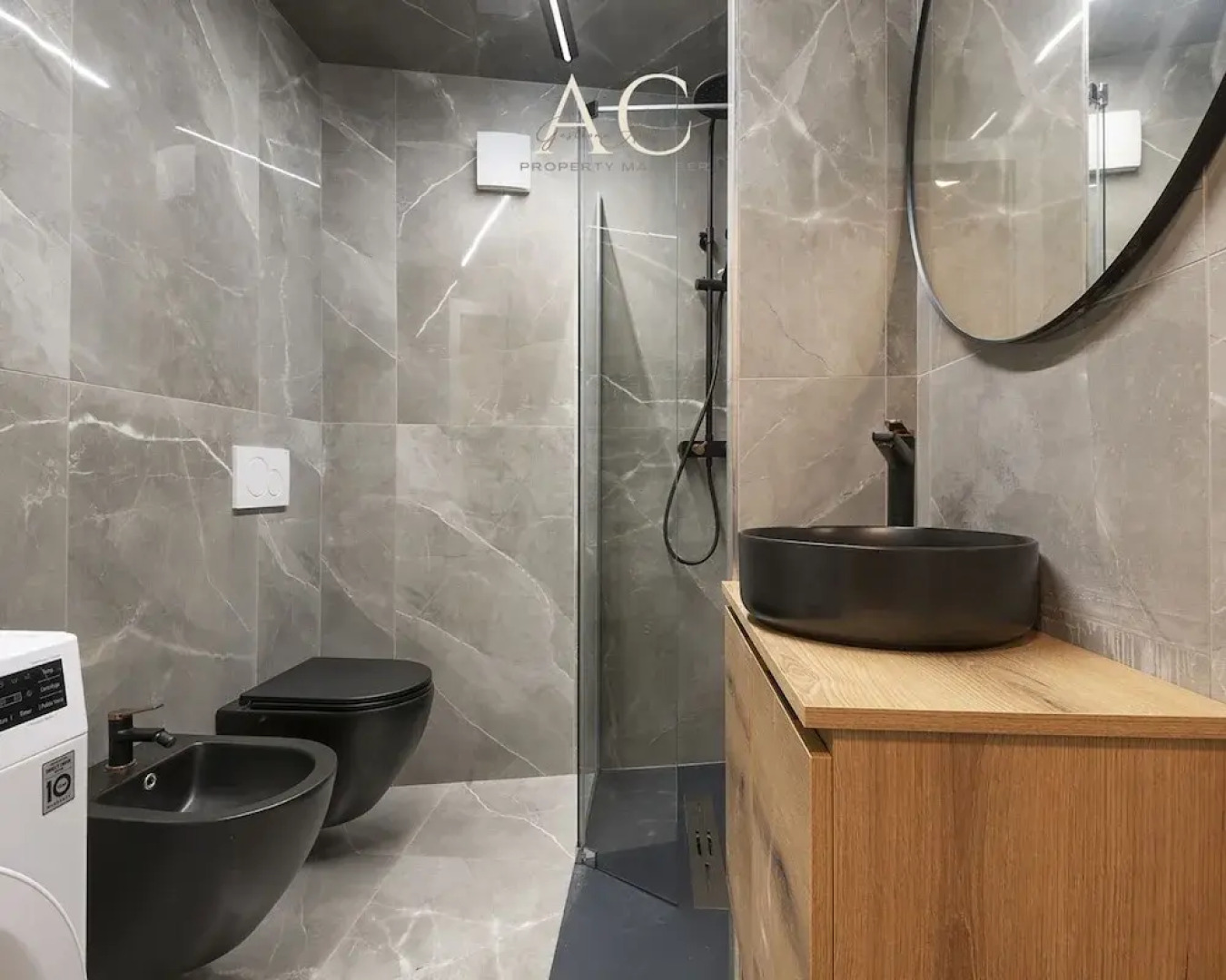 La Tana in Vione With 1 Bedrooms and 1 Bathrooms